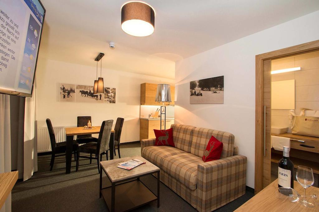 אוברגורגל Gurglhof Apartmenthaus חדר תמונה