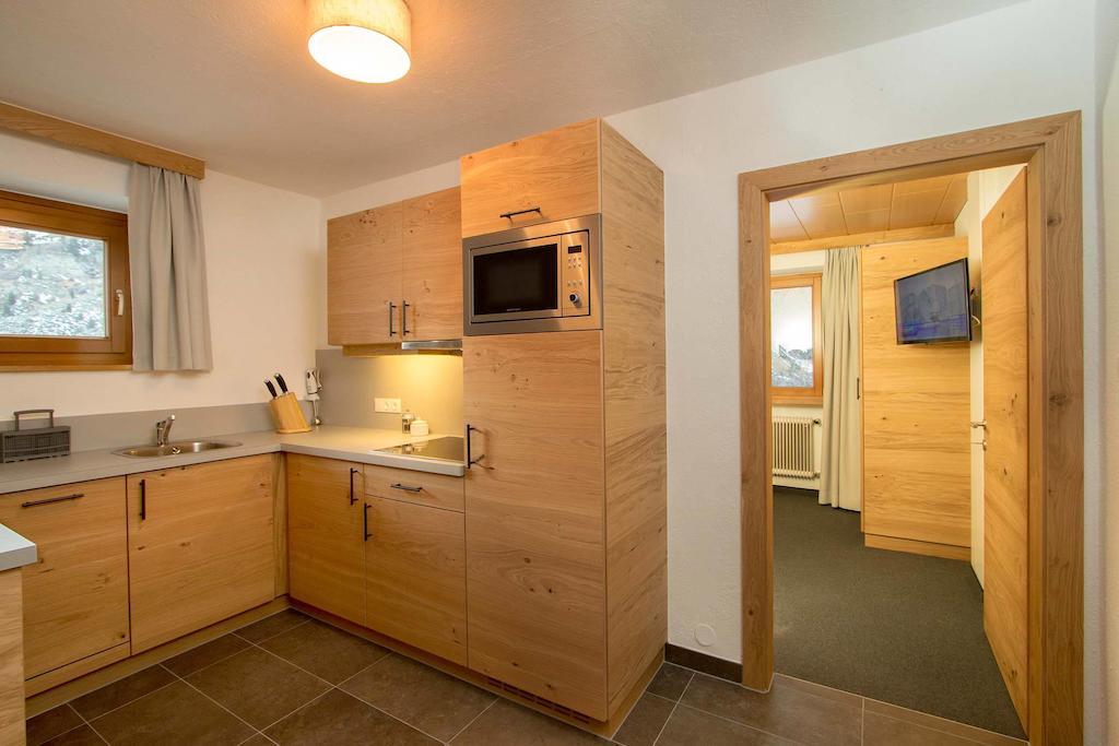 אוברגורגל Gurglhof Apartmenthaus מראה חיצוני תמונה