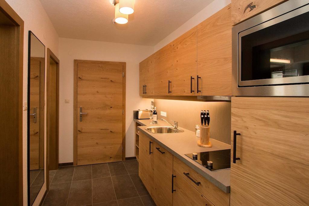 אוברגורגל Gurglhof Apartmenthaus חדר תמונה