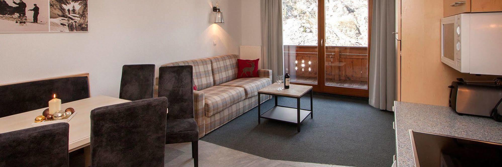 אוברגורגל Gurglhof Apartmenthaus מראה חיצוני תמונה