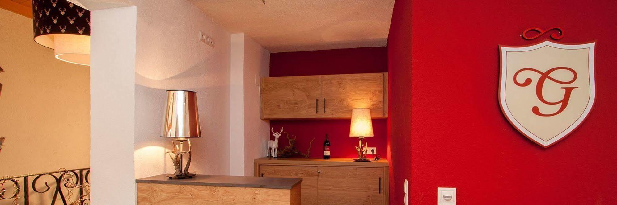 אוברגורגל Gurglhof Apartmenthaus מראה חיצוני תמונה