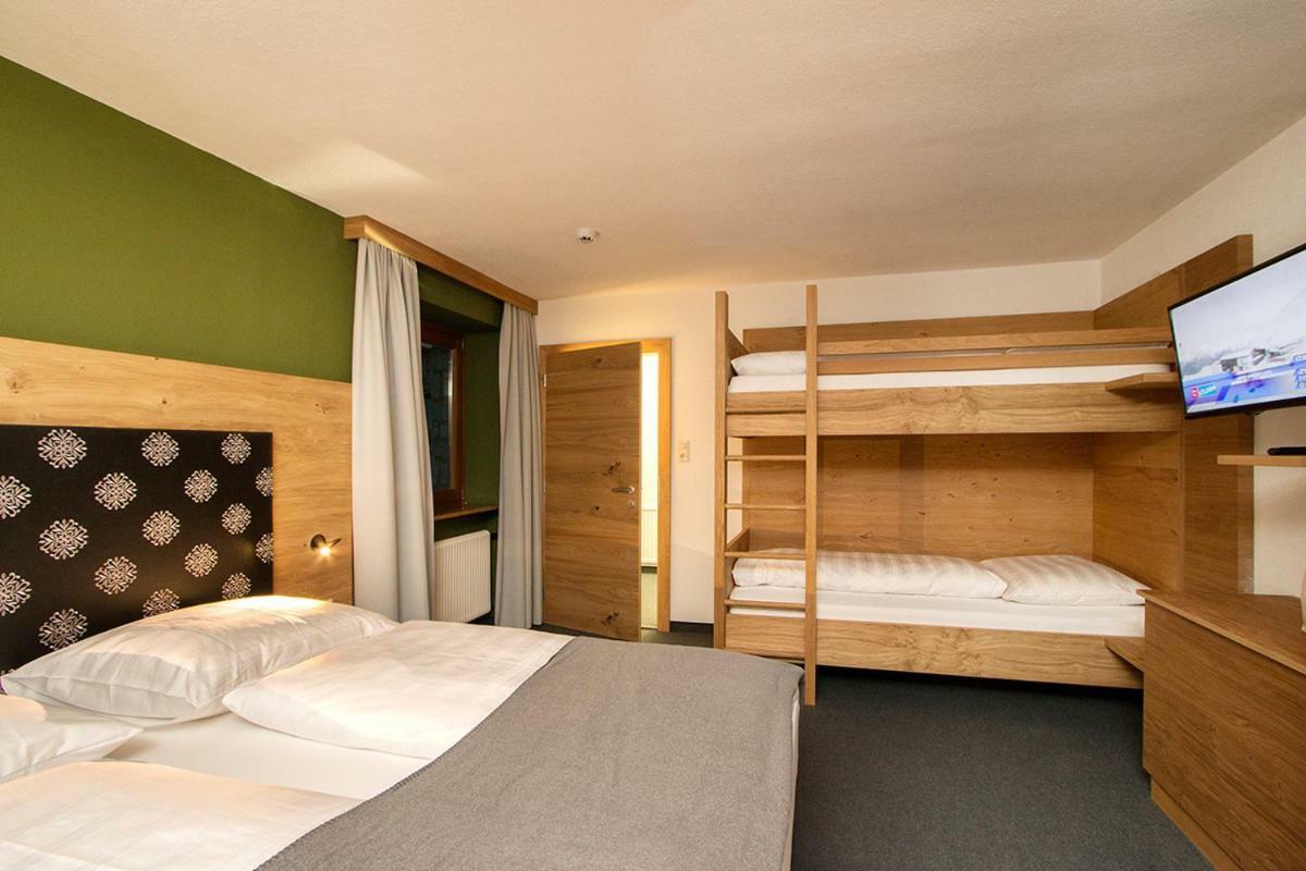 אוברגורגל Gurglhof Apartmenthaus מראה חיצוני תמונה